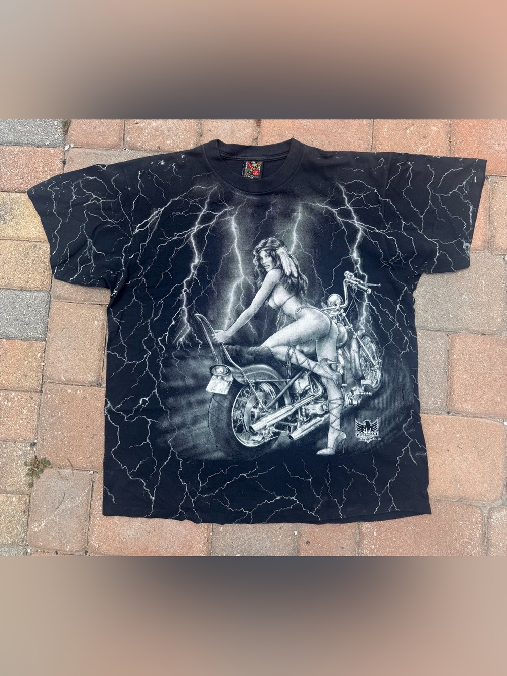 Vintage 90s 3D Emblem American Biker Pin Up Lightning AOP T-Shirt XL